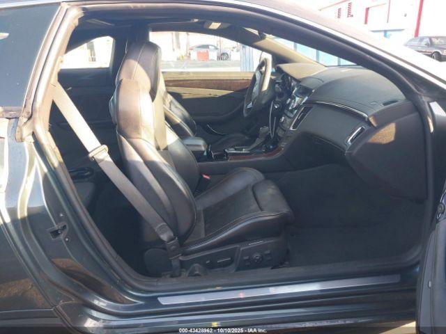 Cadillac CTS-V Image 12