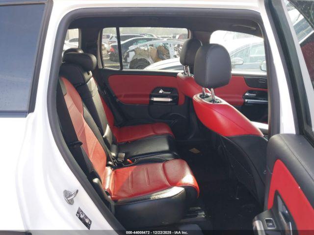 Mercedes-Benz GLB 4matic Image 8