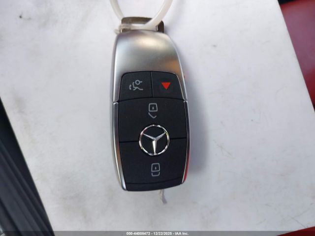 Mercedes-Benz GLB 4matic Image 6