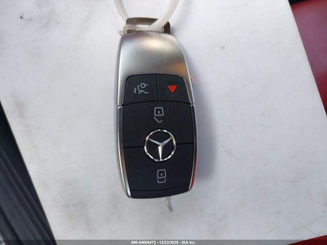 Mercedes-Benz GLB 4matic Image 6