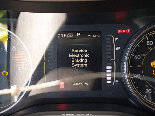 Jeep Cherokee Sport Image 2