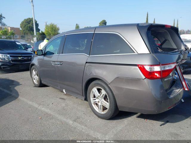 Honda Odyssey Image 12