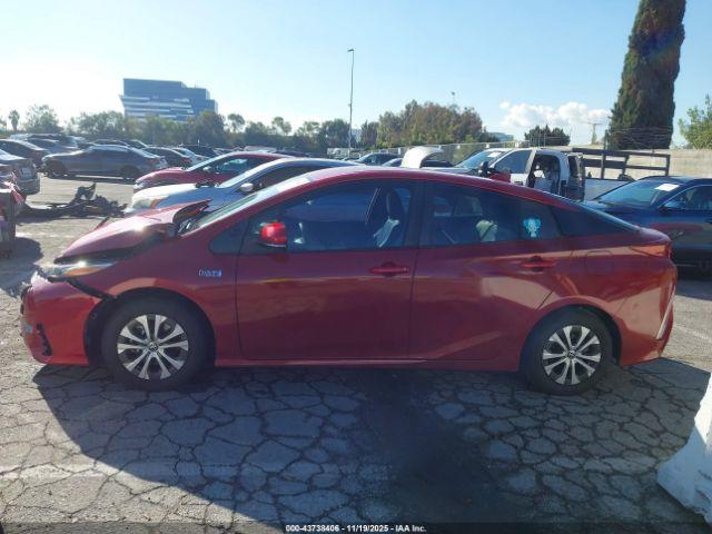 Toyota Prius Prime Xle Image 9