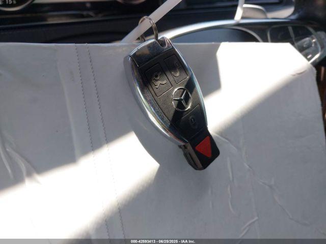 Mercedes-Benz S-Class 4matic Image 13