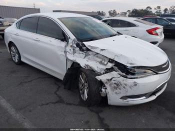  Salvage Chrysler 200