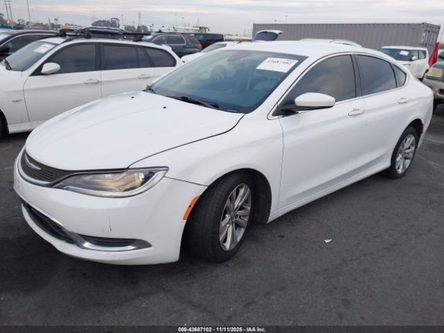 Chrysler 200 Limited Image 3