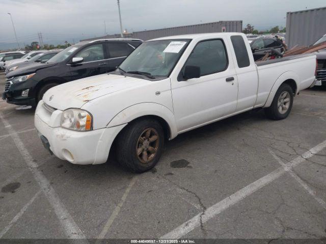 Nissan Frontier Xe Image 3