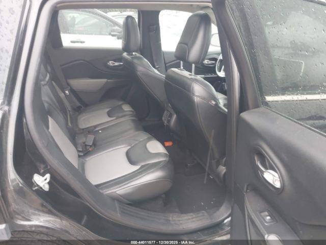 Jeep Cherokee Limited Image 9