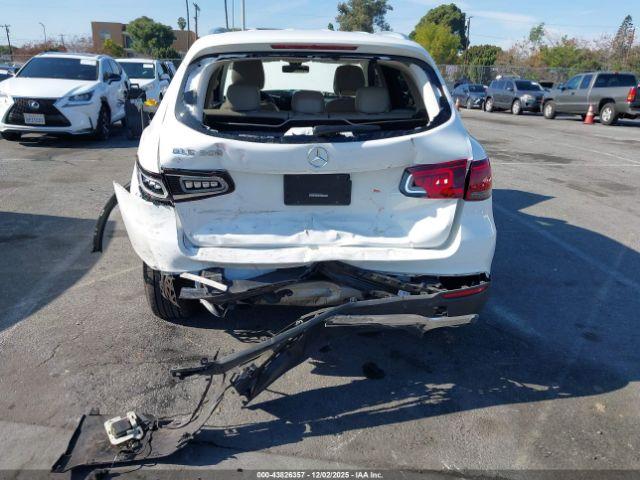 Mercedes-Benz GLC Suv Image 11