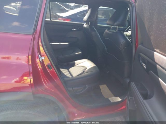 Toyota Highlander Xse Image 15