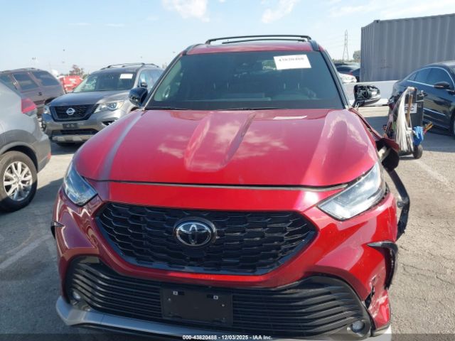 Toyota Highlander Xse Image 10