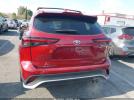 Toyota Highlander Xse Image 9