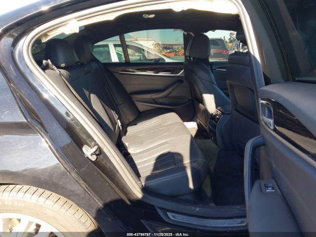 BMW 5 Series Image 5