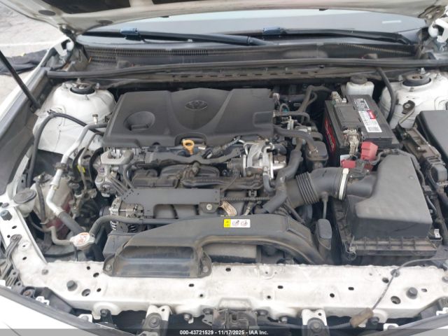 Toyota Camry Se Image 7