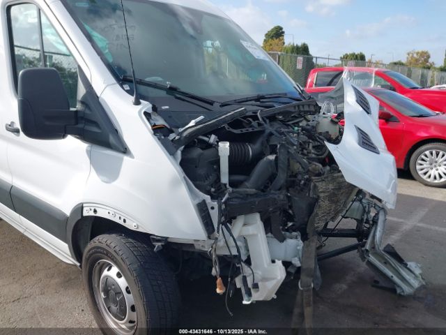 Ford Transit Image 15