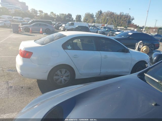 Volkswagen Jetta 2.0l S Image 14