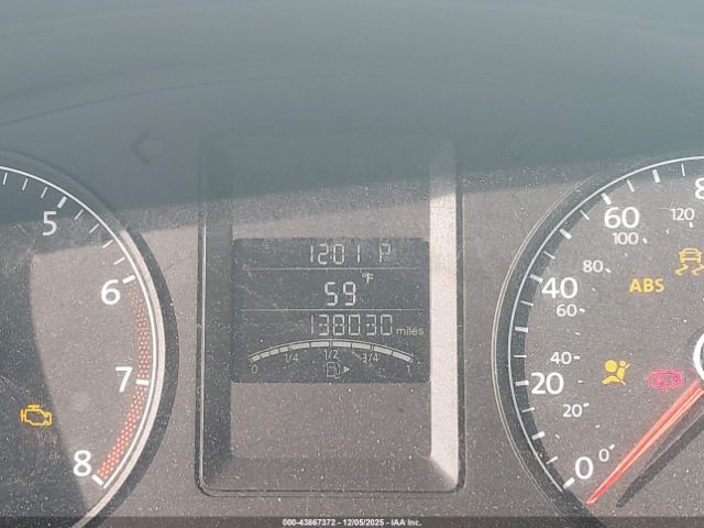 Volkswagen Jetta 2.0l S Image 13