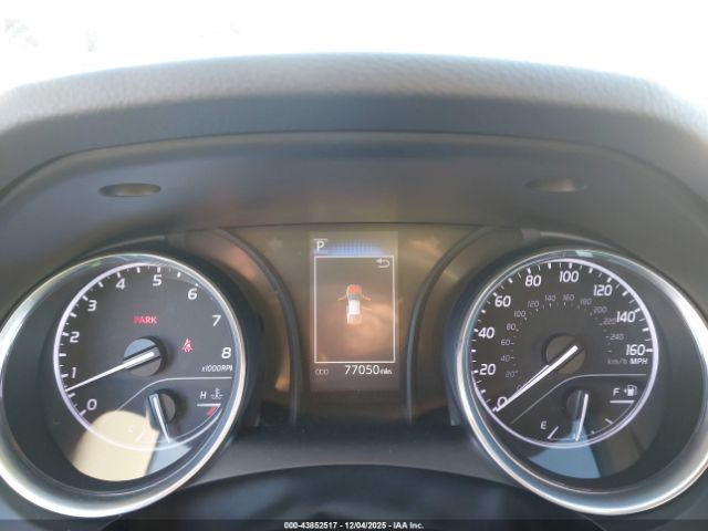 Toyota Camry Se Image 3