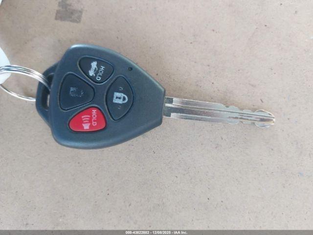 Toyota Corolla Le Image 9