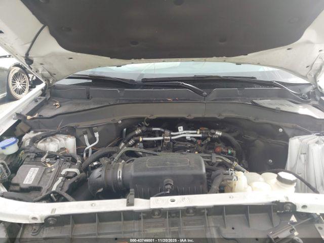 Ford Explorer Timberline Image 15