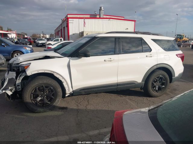 Ford Explorer Timberline Image 10