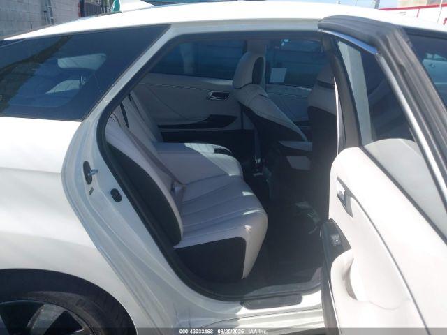 Toyota Mirai Image 4