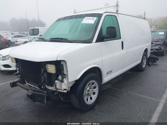 Chevrolet Express Work Van Image 9