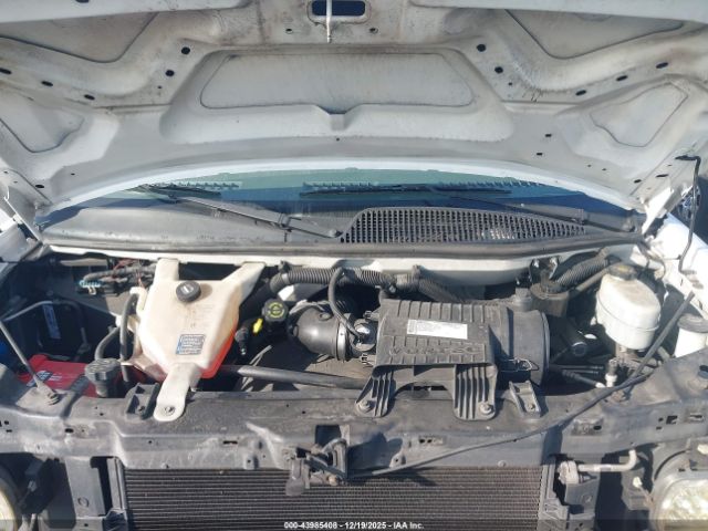 Chevrolet Express Work Van Image 11