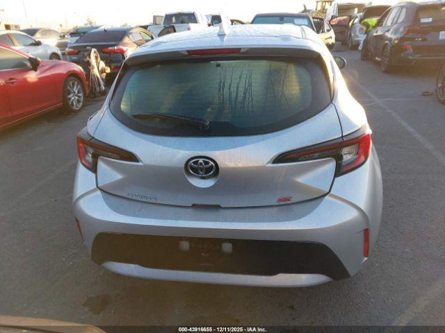 Toyota Corolla Se Image 13