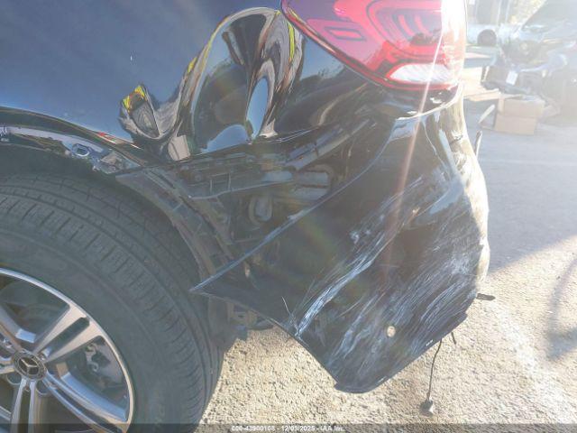 Mercedes-Benz GLC Suv Image 6