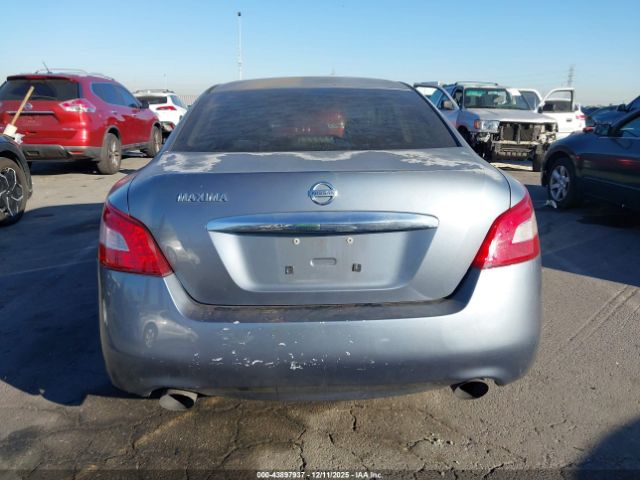 Nissan Maxima 3.5 S Image 16