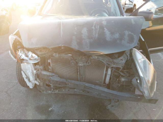 Nissan Rogue S Image 8