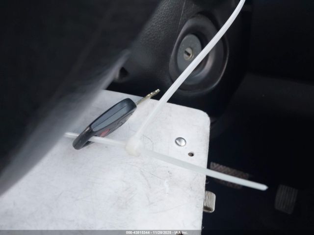 Nissan Rogue S Image 15