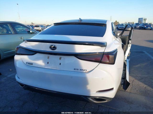 Lexus Es F Sport Image 13