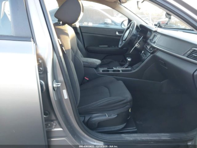 Kia Optima Lx Image 8