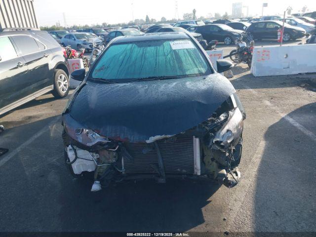 Toyota Corolla S Premium Image 11