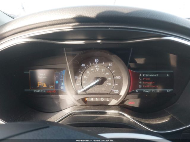 Ford Fusion Se Image 4