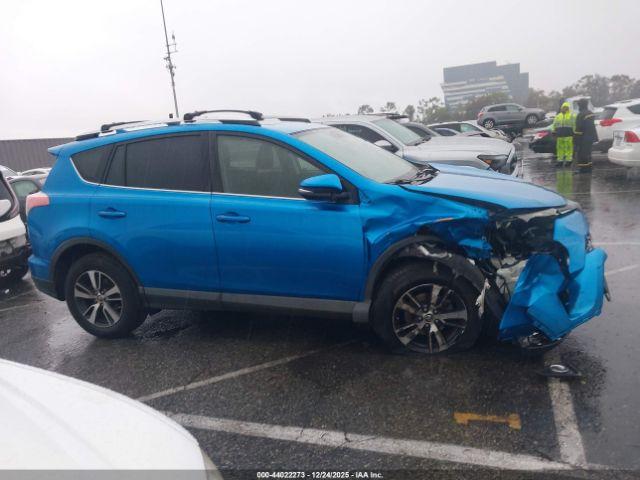 Toyota RAV4 Xle Image 12