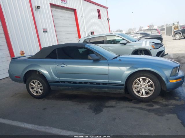 Ford Mustang Image 10