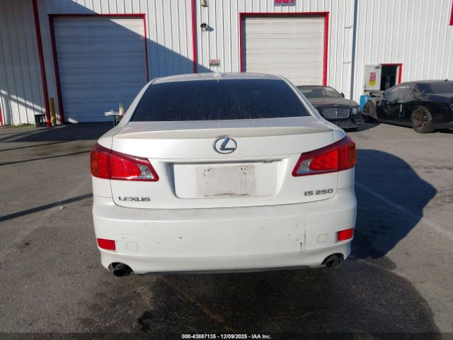 Lexus Is Image 14