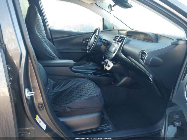 Toyota Prius Prime Plus Image 9