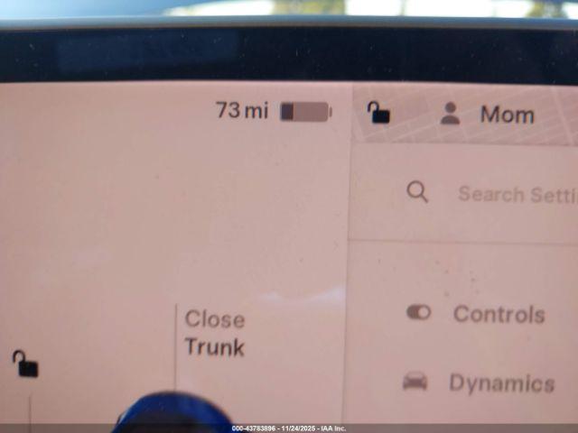 Tesla Model Y Performance Dual Motor All-wheel Drive Image 14