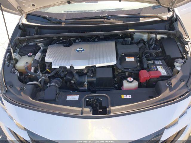 Toyota Prius Prime Plus Image 5