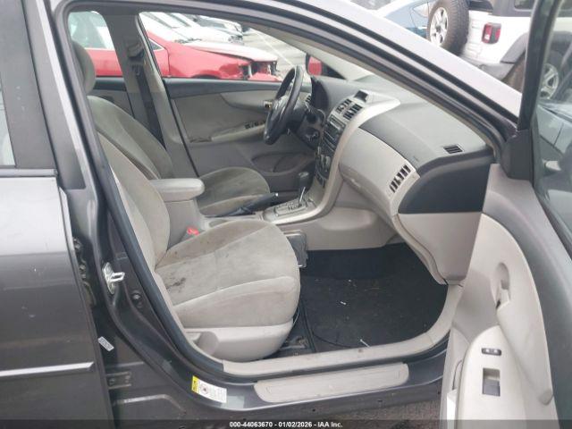 Toyota Corolla Le Image 6