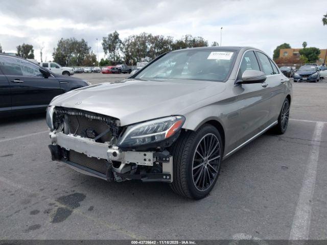 Mercedes-Benz C-Class Image 12