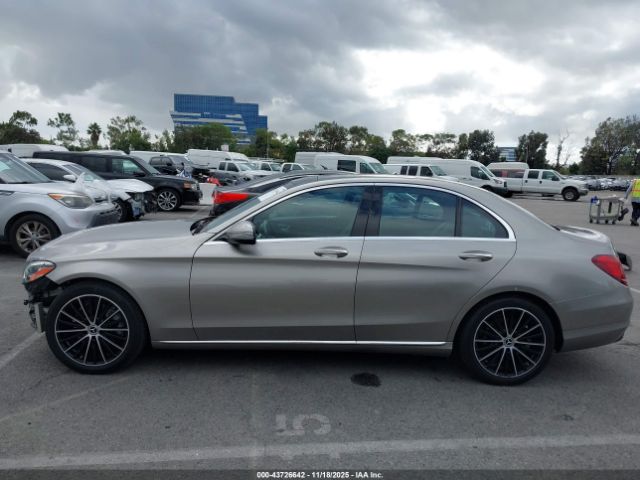 Mercedes-Benz C-Class Image 9