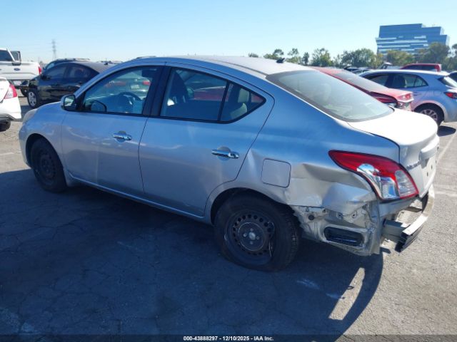 Nissan Versa 1.6 Sv Image 2