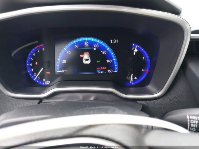 Toyota Corolla Xse Image 3