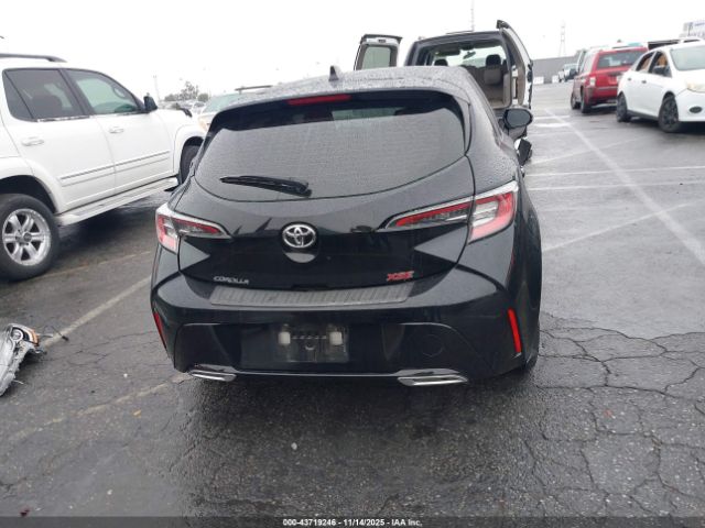 Toyota Corolla Xse Image 17