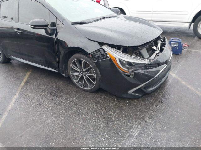 Toyota Corolla Xse Image 2